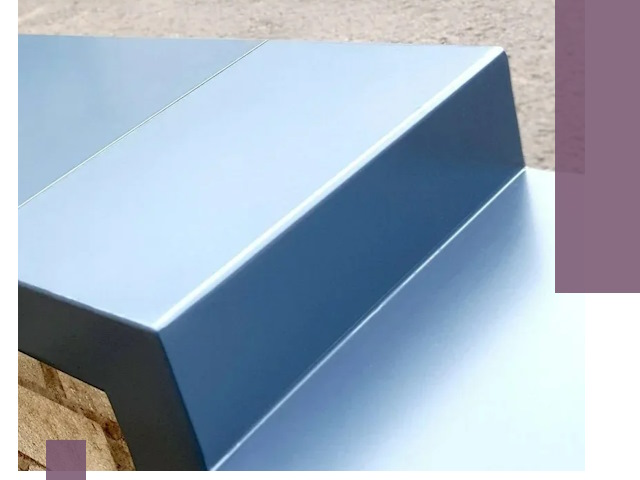 Крышки на парапет в Щекине: изготовление и монтаж под ключ